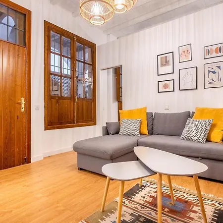 Apartament Palacios Malaver *