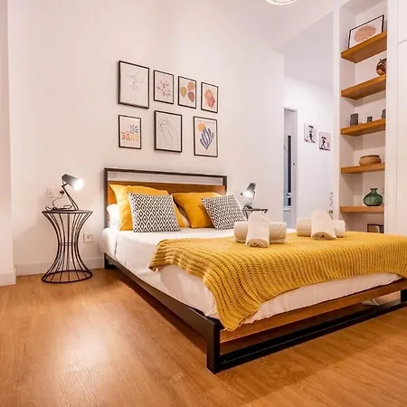 Palacios Malaver Daire Sevilla